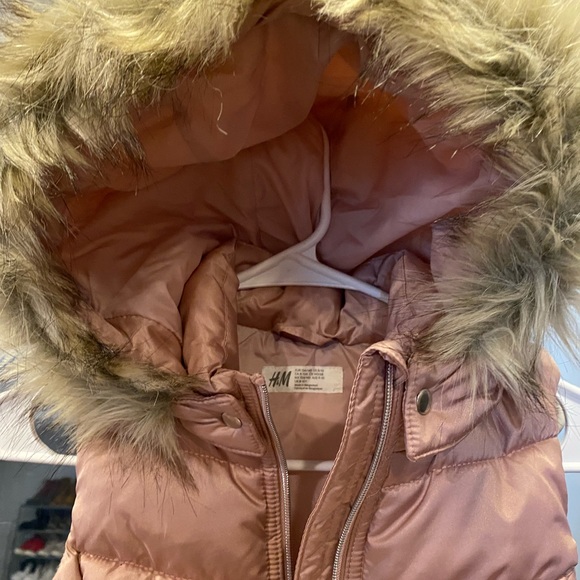 H&M Gold Rose , size M, girl vest - Picture 4 of 8